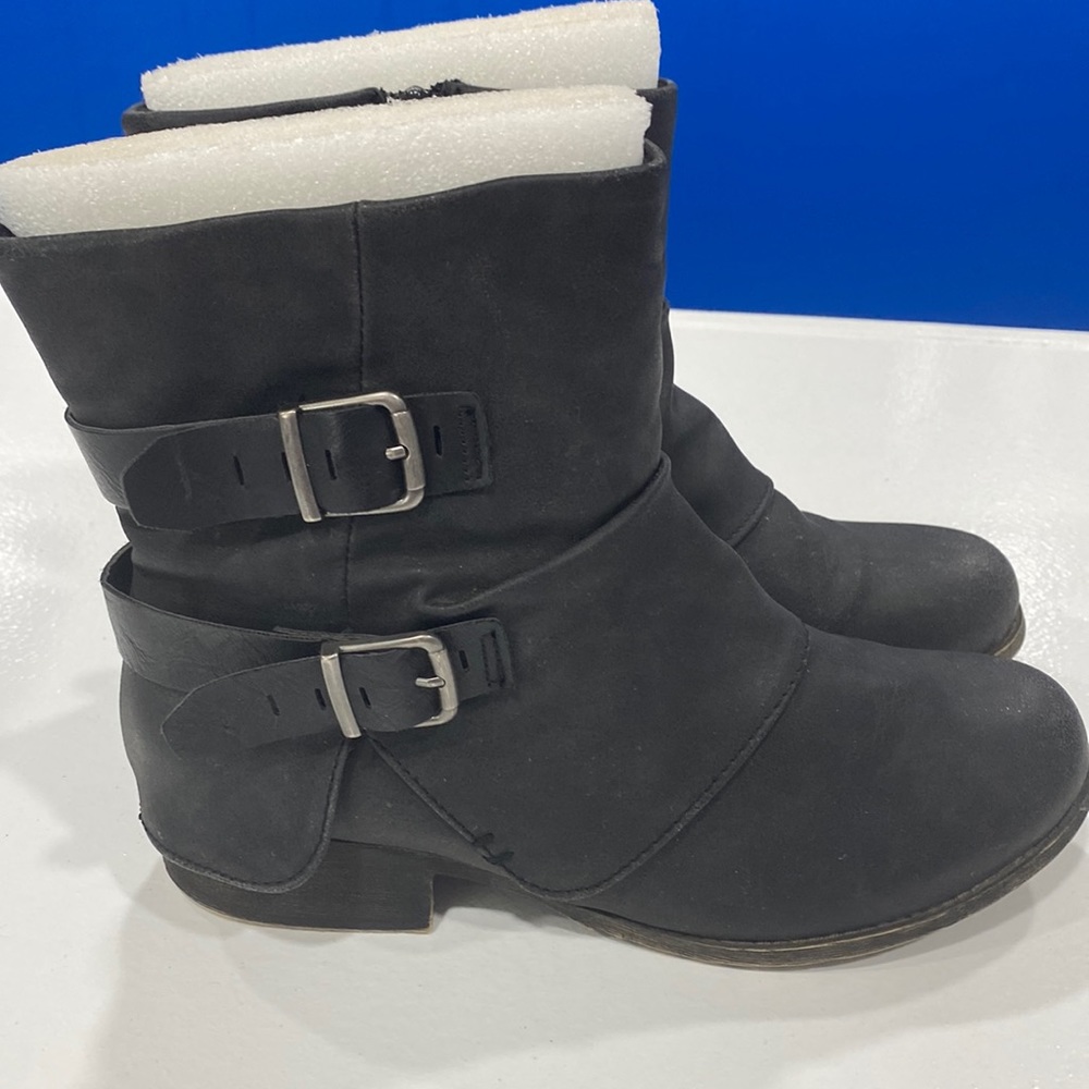 Moto boots black